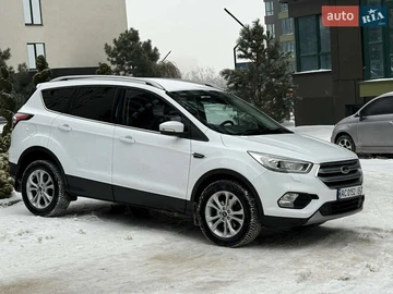 Авто Ford Kuga 2019 № 8416487