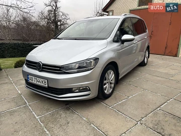 Авто Volkswagen Touran 2017 № 8416494