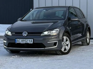 Авто Volkswagen E-Golf 2018 № 8416602