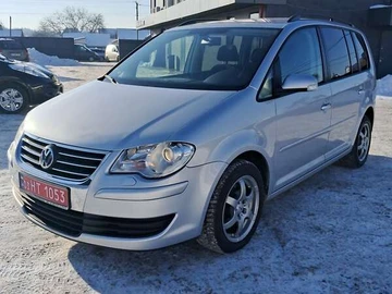 Авто Volkswagen Touran 2009 № 8417311