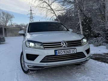 Авто Volkswagen Touareg 2017 № 8417387