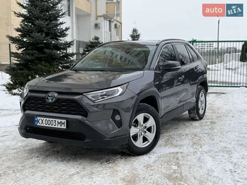 Авто Toyota Rav4 2021 № 8417652