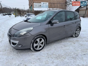 Авто Renault Scenic 2010 № 8417813
