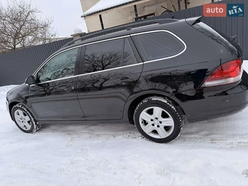 Авто Volkswagen Golf 2010 № 8417883