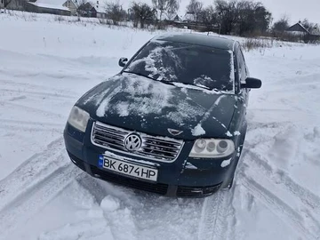 Авто Volkswagen Passat 2001 № 8418247