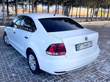 Авто Volkswagen Polo 2017 № 8418393