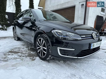 Авто Volkswagen E-Golf 2020 № 8418452