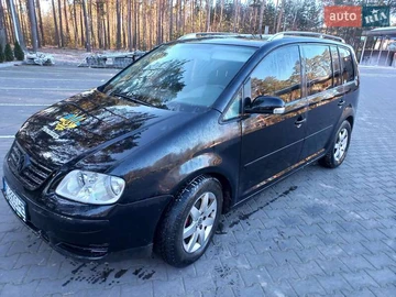 Авто Volkswagen Touran 2004 № 8418921