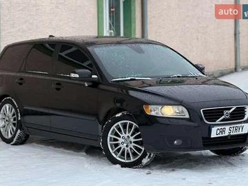 Авто Volvo V50 2008 № 8418976