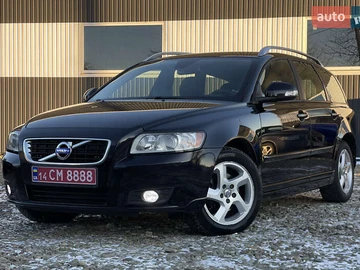 Авто Volvo V50 2012 № 8419025