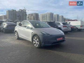 Авто Tesla Model Y 2021 № 8419267