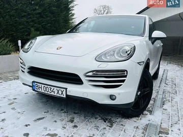 Авто Porsche Cayenne 2013 № 8419435