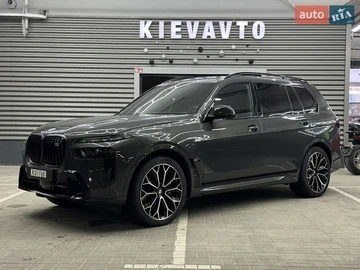 Авто BMW X7 2023 № 8419465