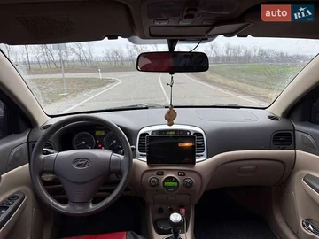 Авто Hyundai Accent 2009 № 8419543