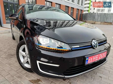 Авто Volkswagen E-Golf 2014 № 8419582