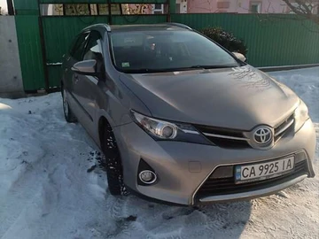 Авто Toyota Auris 2013 № 8419722