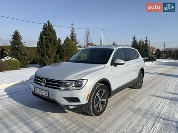 Авто Volkswagen Tiguan 2017 № 8419924