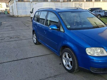 Авто Volkswagen Touran 2005 № 8420210