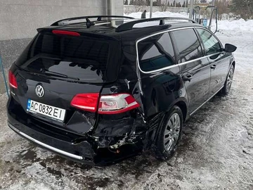 Авто Volkswagen Passat 2011 № 8420343