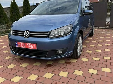 Авто Volkswagen Touran 2013 № 8420399