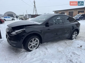 Авто Tesla Model Y 2023 № 8420500