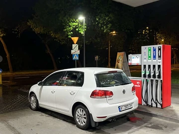 Авто Volkswagen Golf 2012 № 8420628