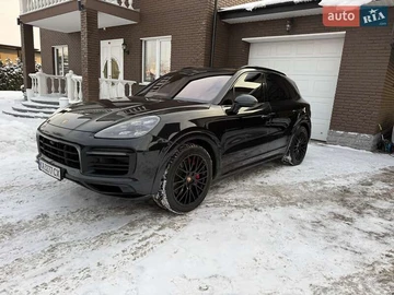 Авто Porsche Cayenne 2021 № 8420814