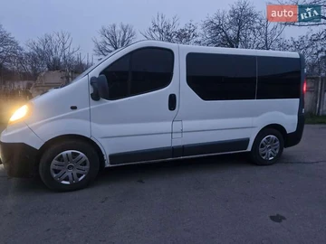 Авто Renault Trafic 2006 № 8421025