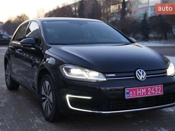 Авто Volkswagen E-Golf 2019 № 8421037