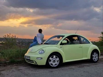Авто Volkswagen Beetle 1999 № 8421105