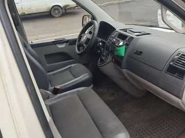 Авто Volkswagen Transporter 2004 № 8421244