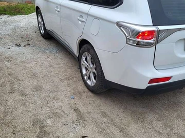 Авто Mitsubishi Outlander 2013 № 8421254