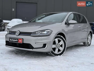 Авто Volkswagen E-Golf 2018 № 8421297