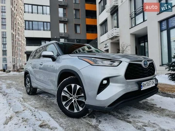 Авто Toyota Highlander 2021 № 8421328