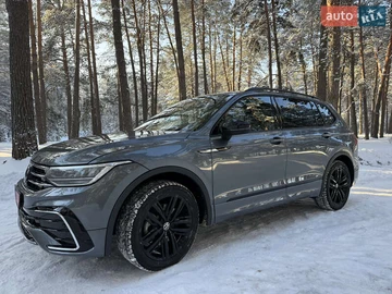 Авто Volkswagen Tiguan 2022 № 8421377