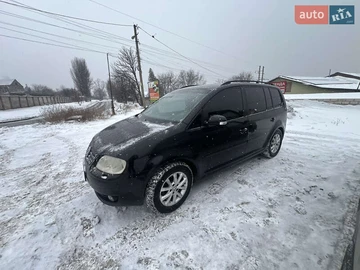 Авто Volkswagen Touran 2004 № 8421488