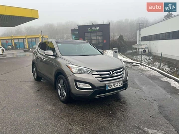 Авто Hyundai Santa Fe 2013 № 8421636