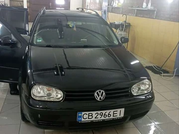 Авто Volkswagen Golf 2002 № 8421902