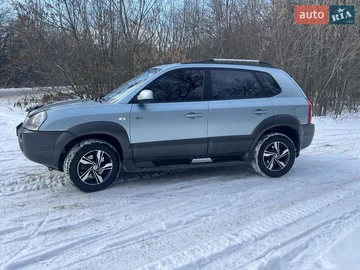 Авто Hyundai Tucson 2008 № 8421930