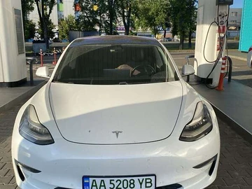 Авто Tesla Model 3 2018 № 8422082