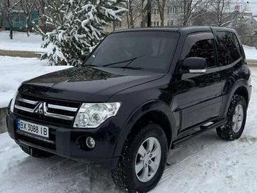 Авто Mitsubishi Pajero Wagon 2010 № 8422097
