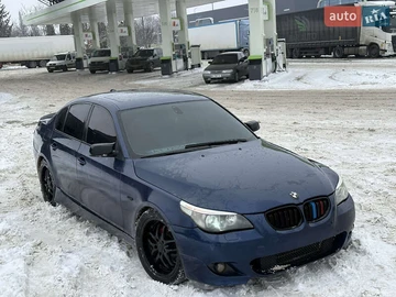 Авто BMW 5 Series 2004 № 8422392