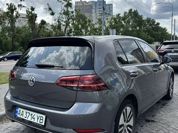 Авто Volkswagen E-Golf 2018 № 8423399