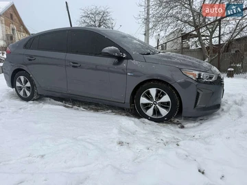 Авто Hyundai Ioniq 2019 № 8423661