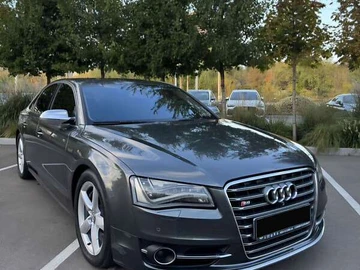 Авто Audi S8 2013 № 8423734