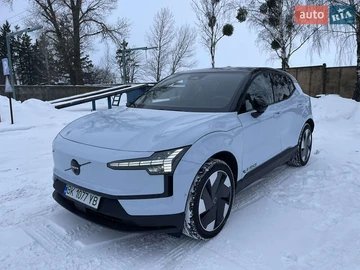 Авто Volvo Ex30 2024 № 8423741