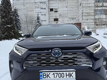 Авто Toyota Rav4 2019 № 8423799