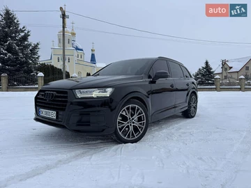 Авто Audi Q7 2016 № 8423986