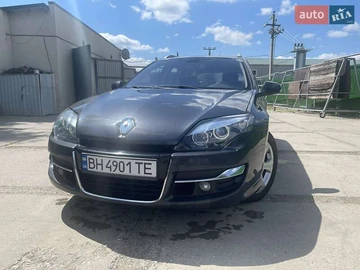 Авто Renault Laguna 2013 № 8424009
