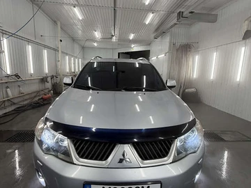 Авто Mitsubishi Outlander Xl 2008 № 8424130